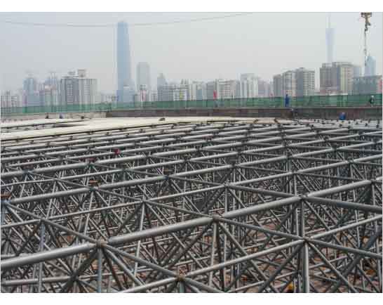 乌鲁木齐新建铁路干线广州调度网架工程